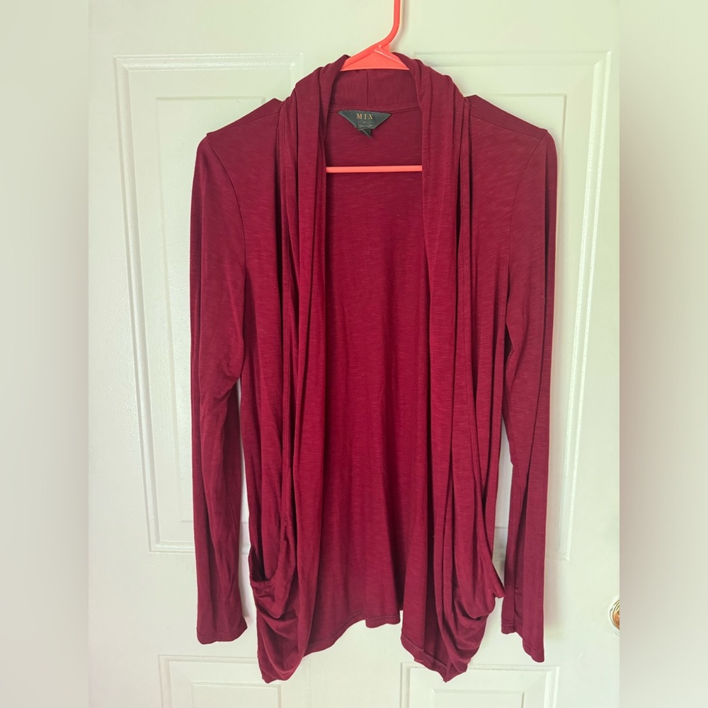 MIX by Hawthorn burgundy cardigan with pockets